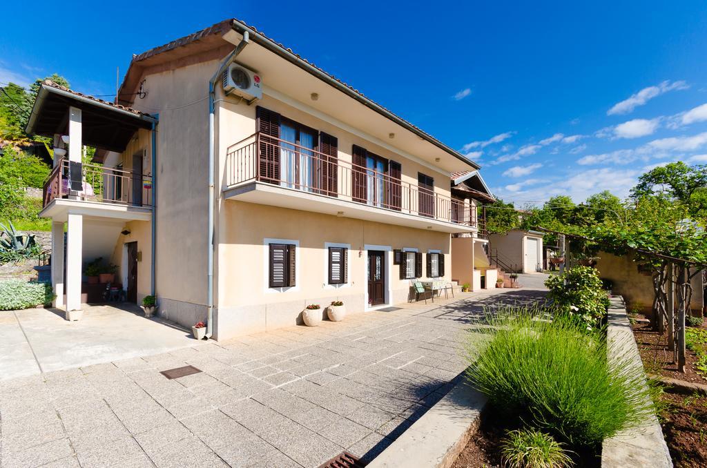 Apartments Ilinka ลอฟราน ภายนอก รูปภาพ